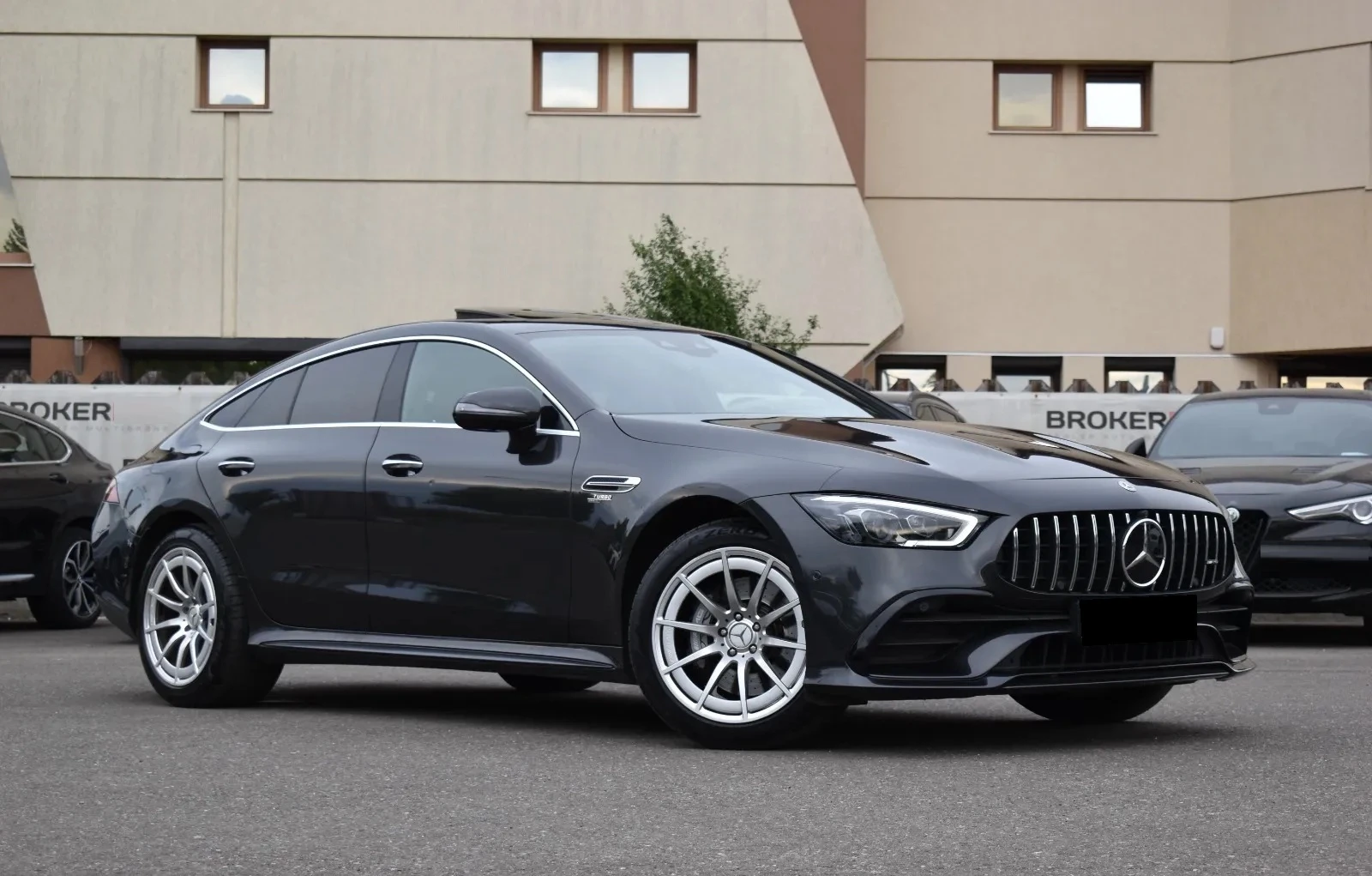 Mercedes-Benz AMG GT 53 4-door 4matic+  - изображение 2