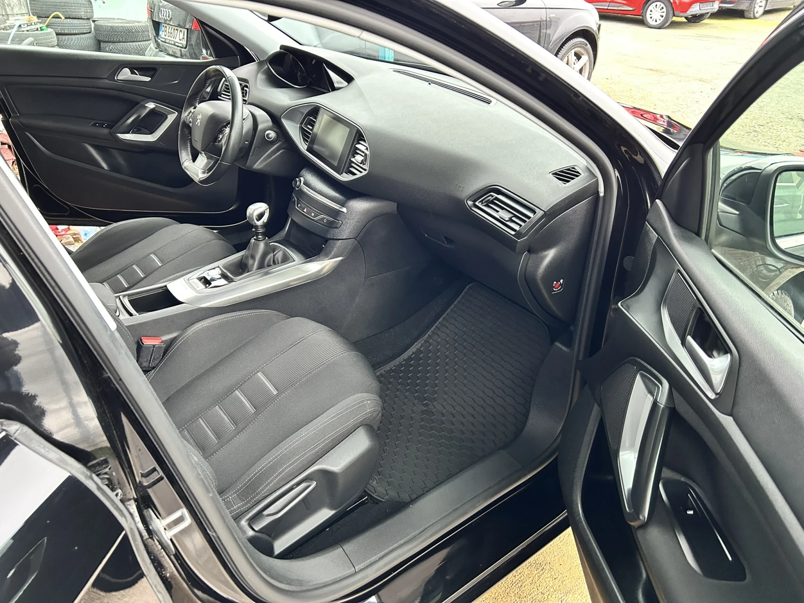 Peugeot 308 1.6BlueHDi* Allure* LED* Camra* Navi* Euro6 | Mobile.bg � ����������� 12
