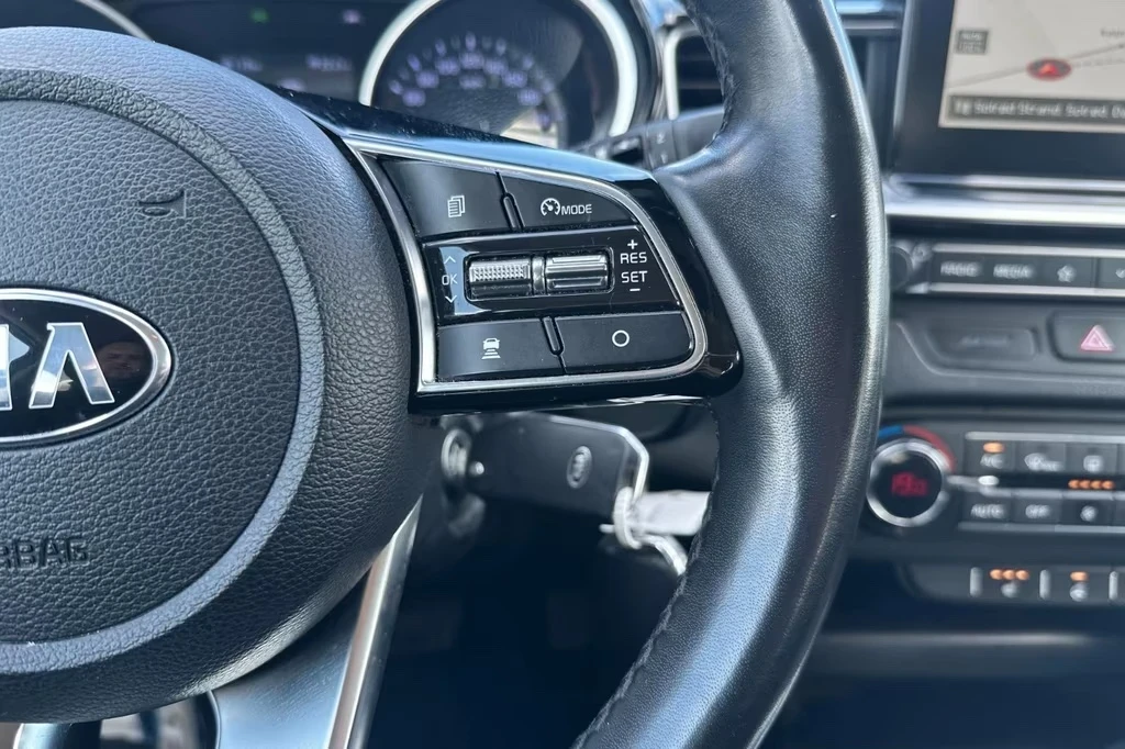 Kia Ceed 1.4 benzin 140кс Aut. Intro Edition - изображение 8