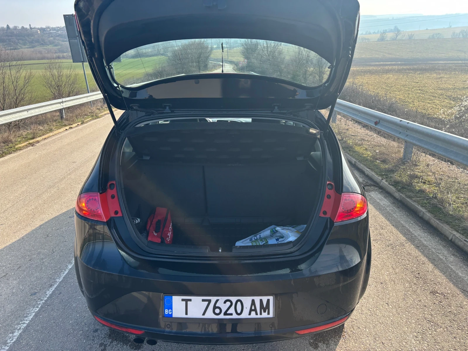 Seat Leon 2.0 TDI 140 - изображение 9