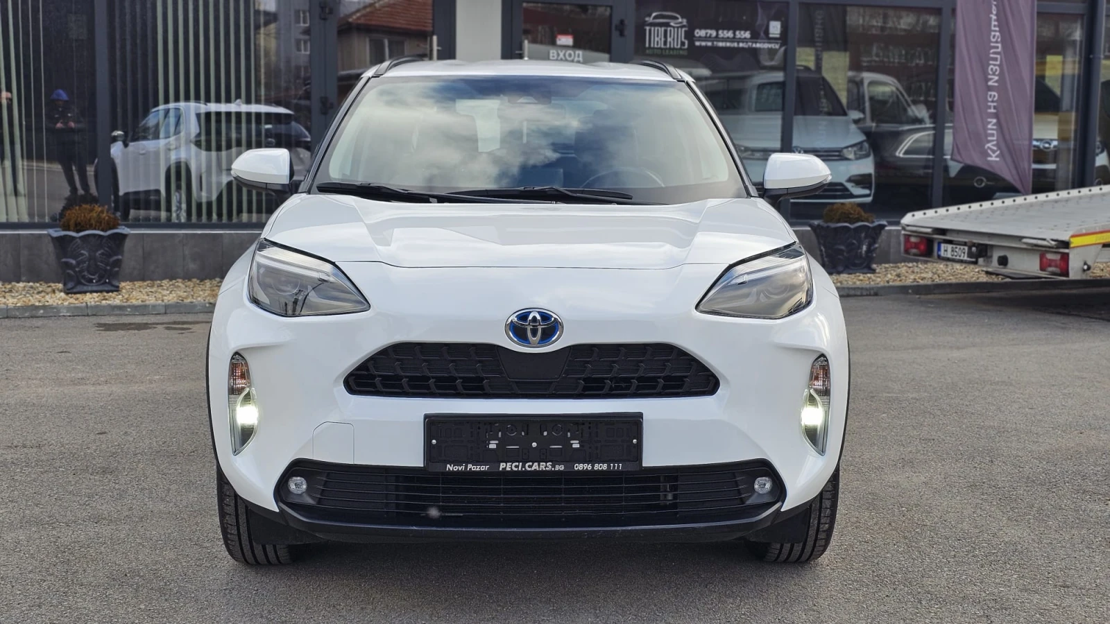 Toyota Yaris Cross 1.5Hybrid IT-ДИСТРОНИК-ИСТОРИЯ-ТОП СЪСТ.-ЛИЗИНГ - изображение 2