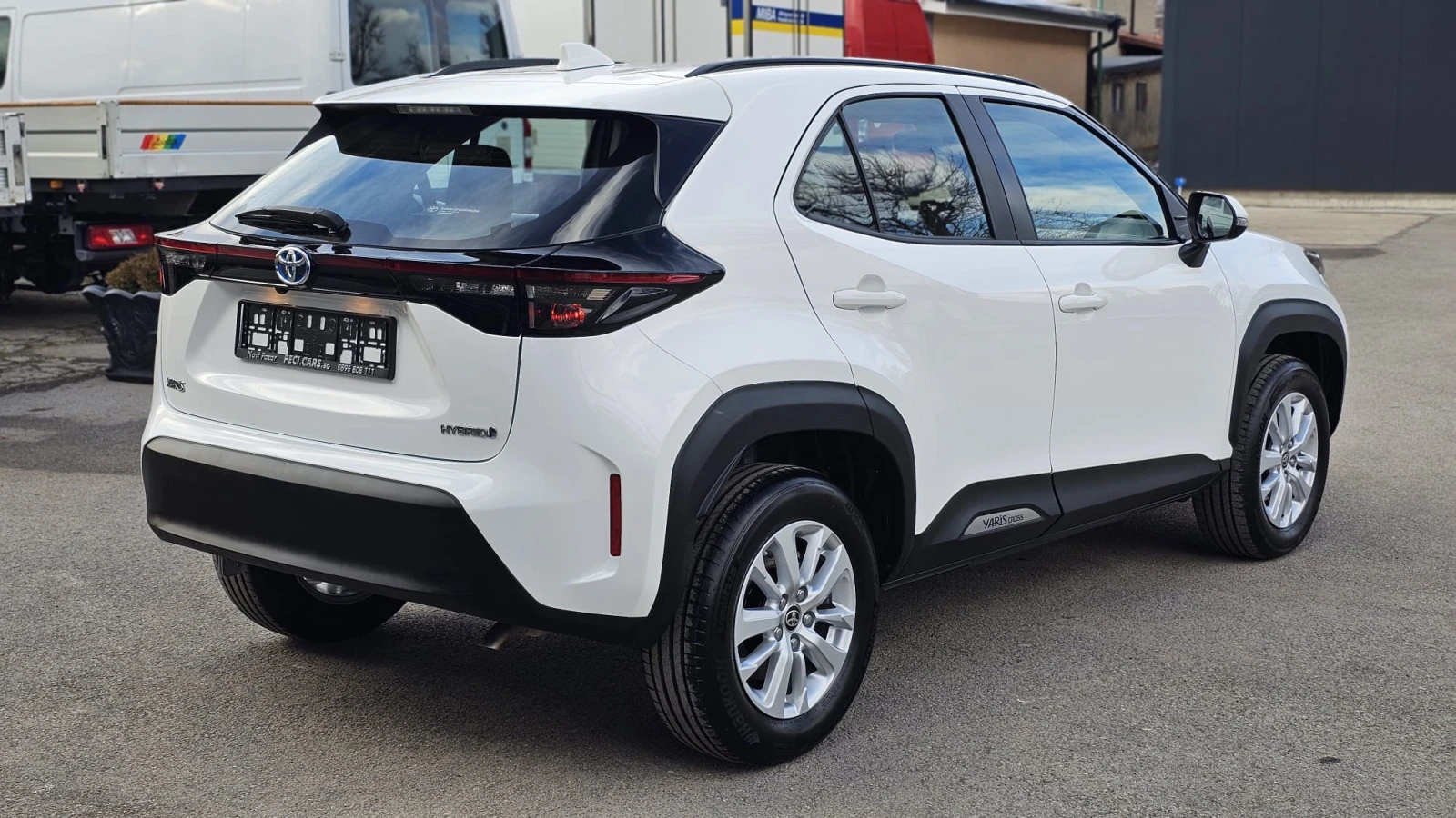 Toyota Yaris Cross 1.5Hybrid IT-ДИСТРОНИК-ИСТОРИЯ-ТОП СЪСТ.-ЛИЗИНГ - изображение 4