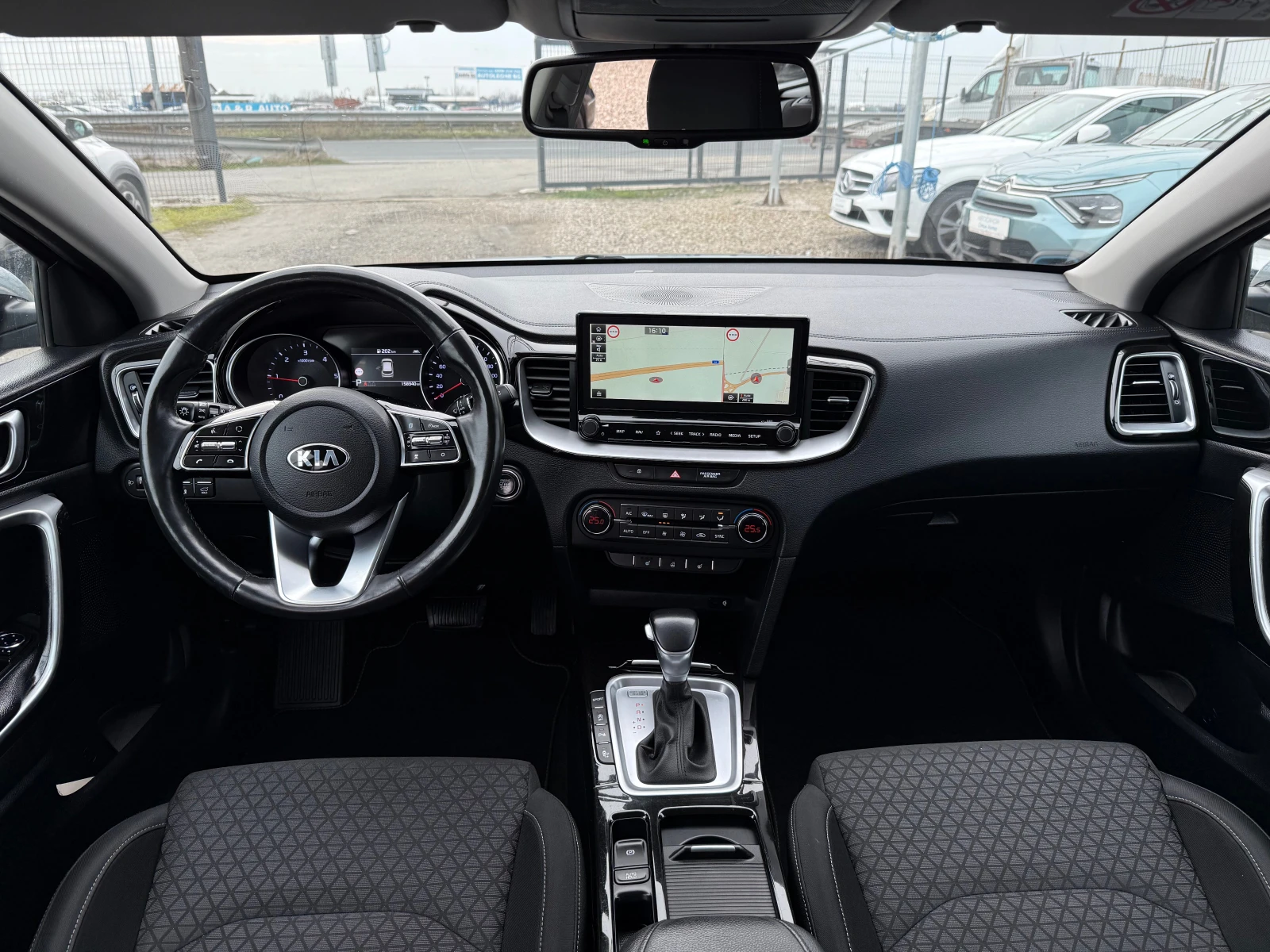 Kia Ceed 1.6 d | Mobile.bg � ����������� 11