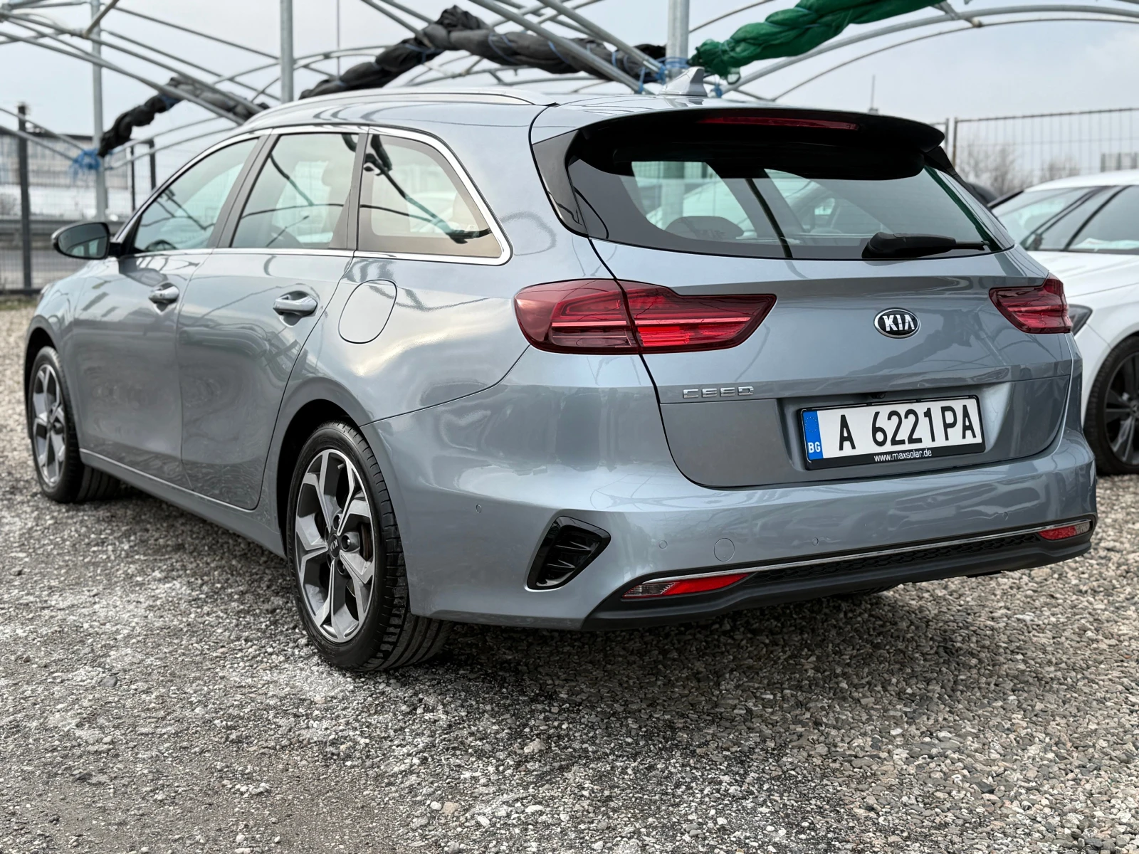 Kia Ceed 1.6 d - изображение 4