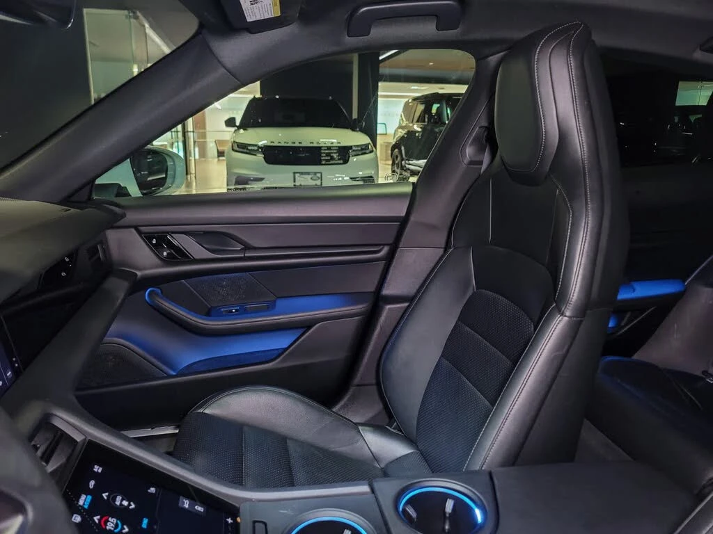 Porsche Taycan 4S - изображение 9