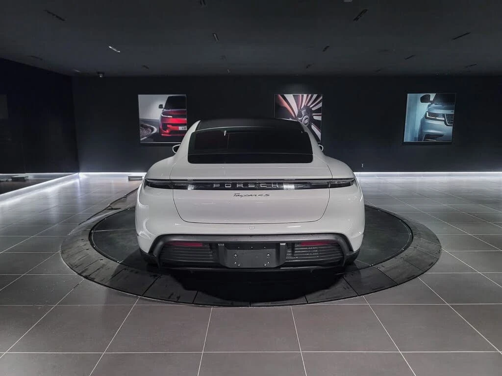 Porsche Taycan 4S - изображение 6