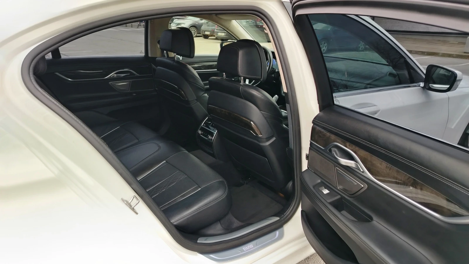 BMW 730 Xd G11, снимка 13 - Автомобили и джипове - 53877805