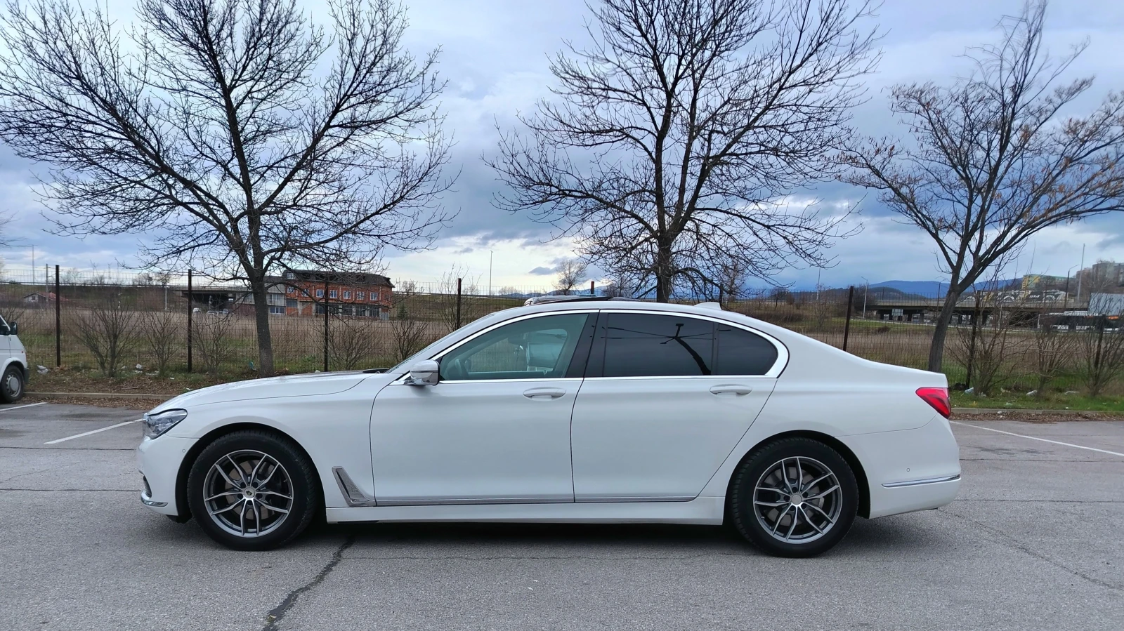 BMW 730 Xd G11, снимка 3 - Автомобили и джипове - 53877805