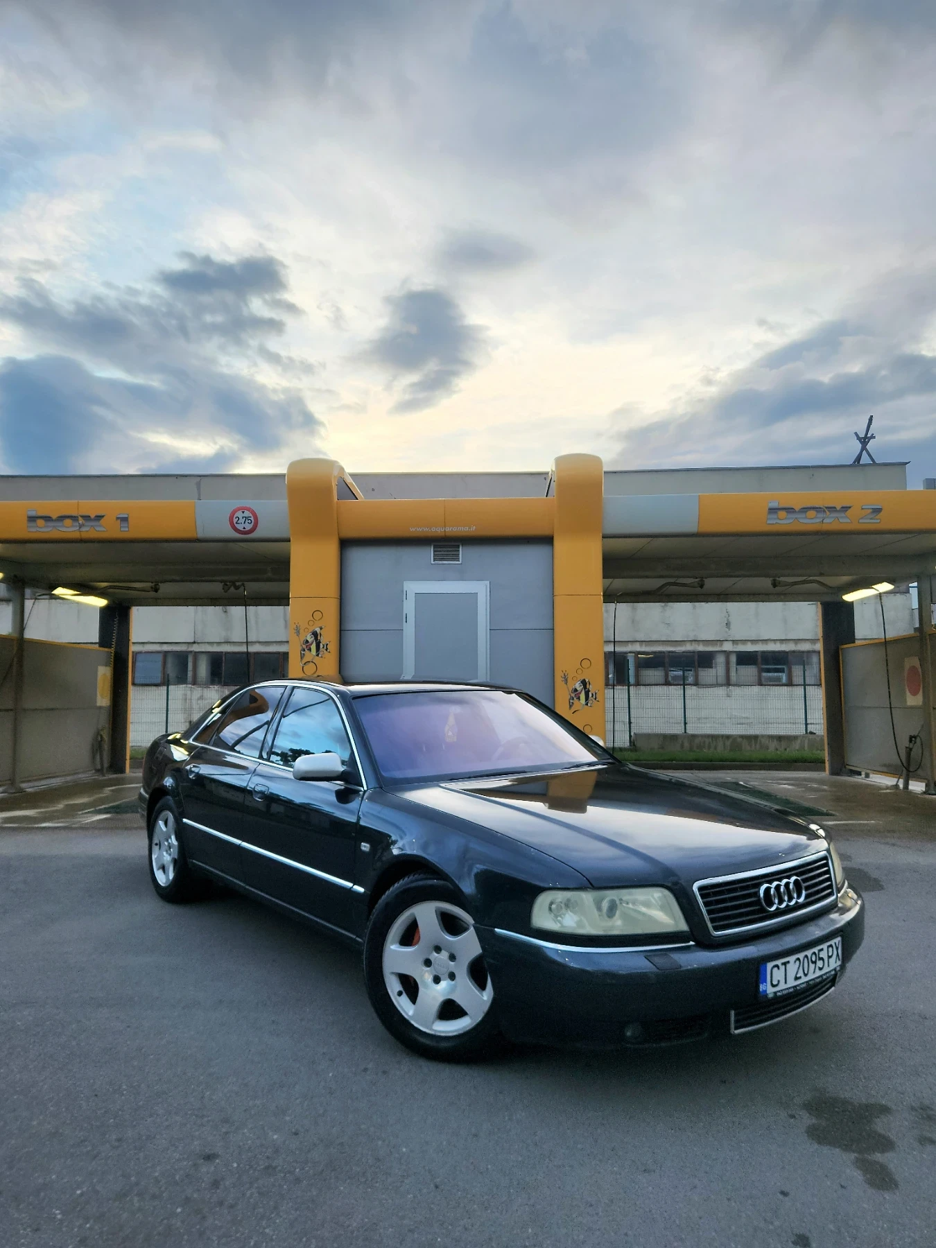 Audi A8 Газ-бензин 