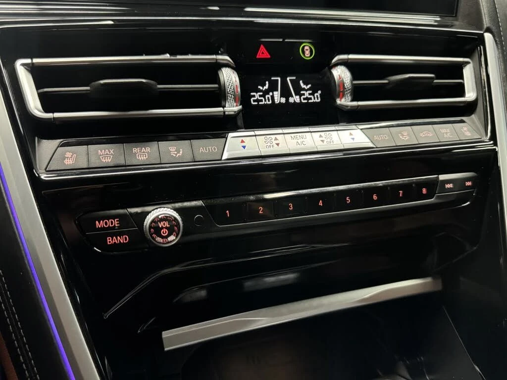 BMW M8 * xDrive * * HeadUp* A���������* (���� �� ��) | Mobile.bg � ����������� 14