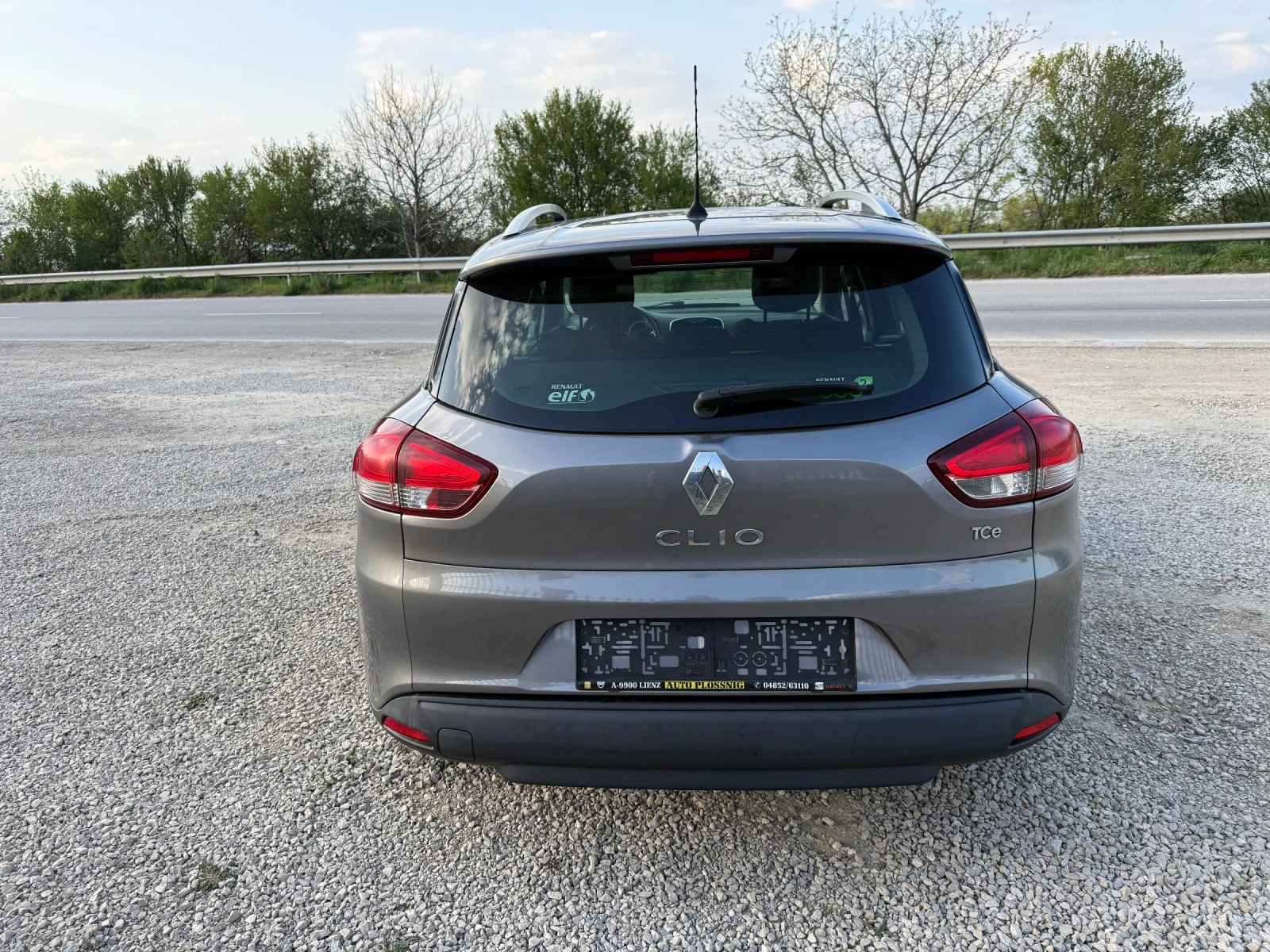 Renault Clio 0.9 TCE УНИКАТ, снимка 7 - Автомобили и джипове - 54235907