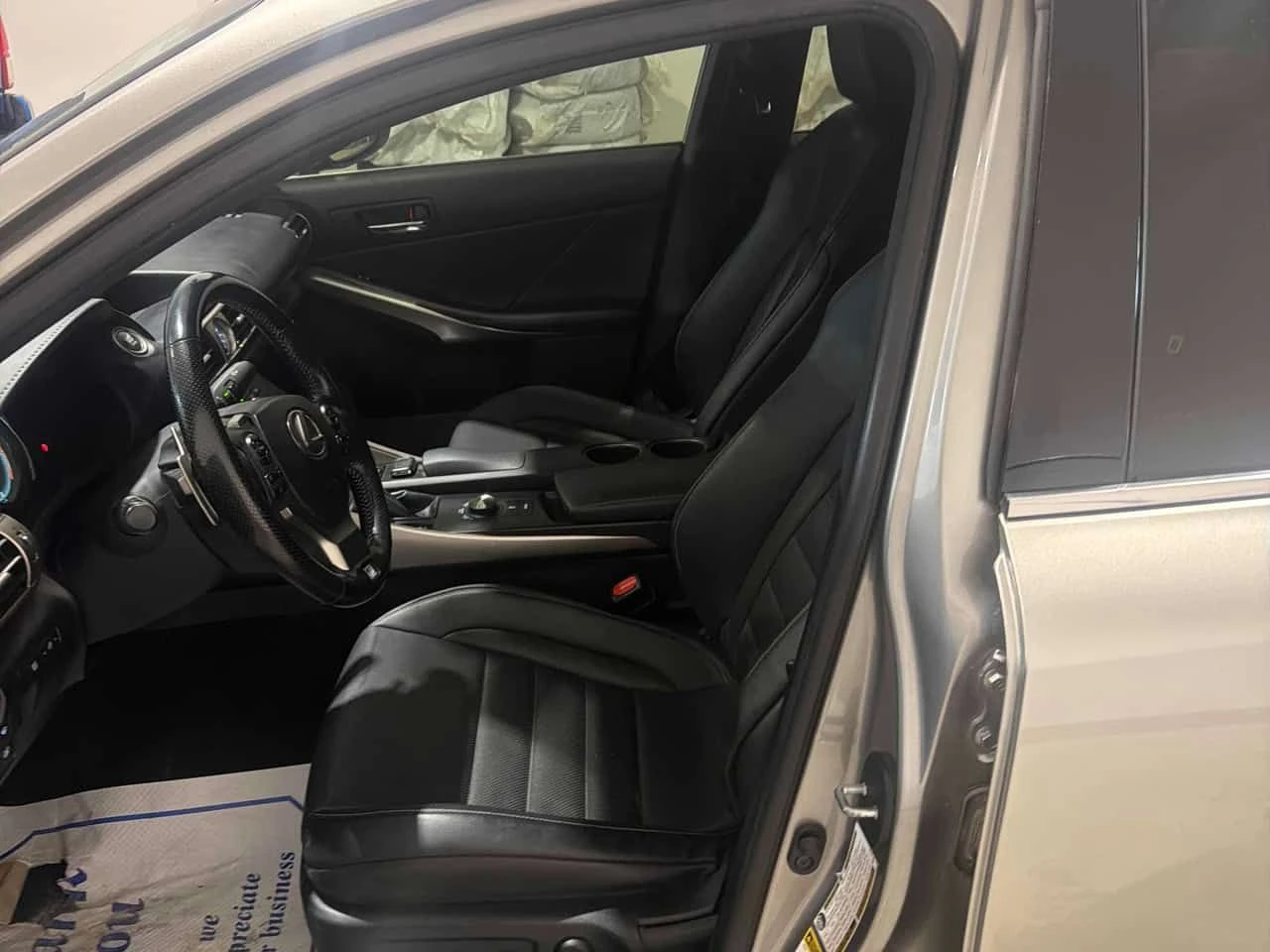 Lexus IS 300 F SPORT/AWD/ОБДУХ/ШИБЕДАХ/КЛИП/CARFAX/ФИНАНСИРАНЕ, снимка 10 - Автомобили и джипове - 54769752