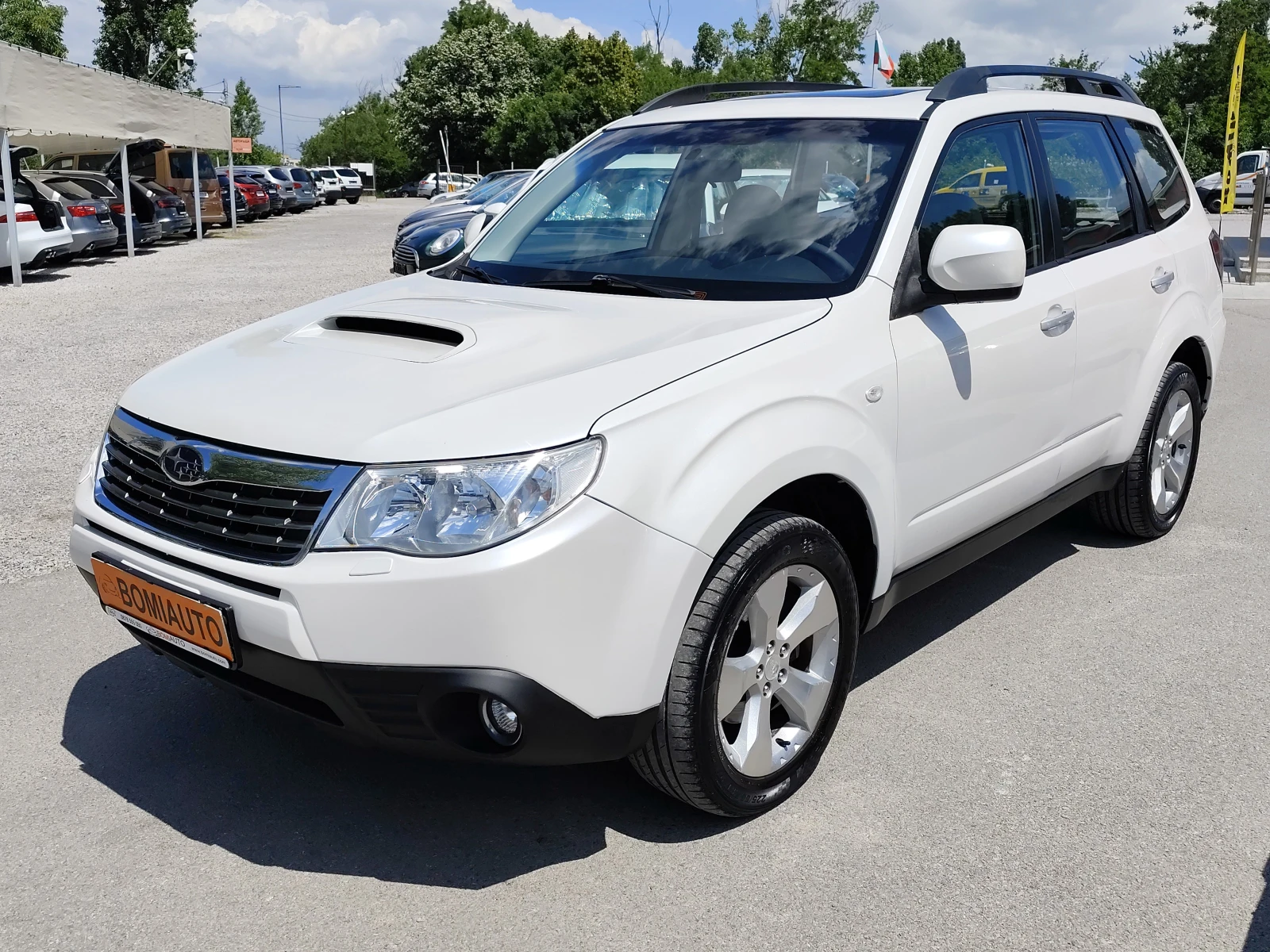 Subaru Forester 2.0D* XENON* ШИБЕДАХ* 4Х4* КОЖА* 
