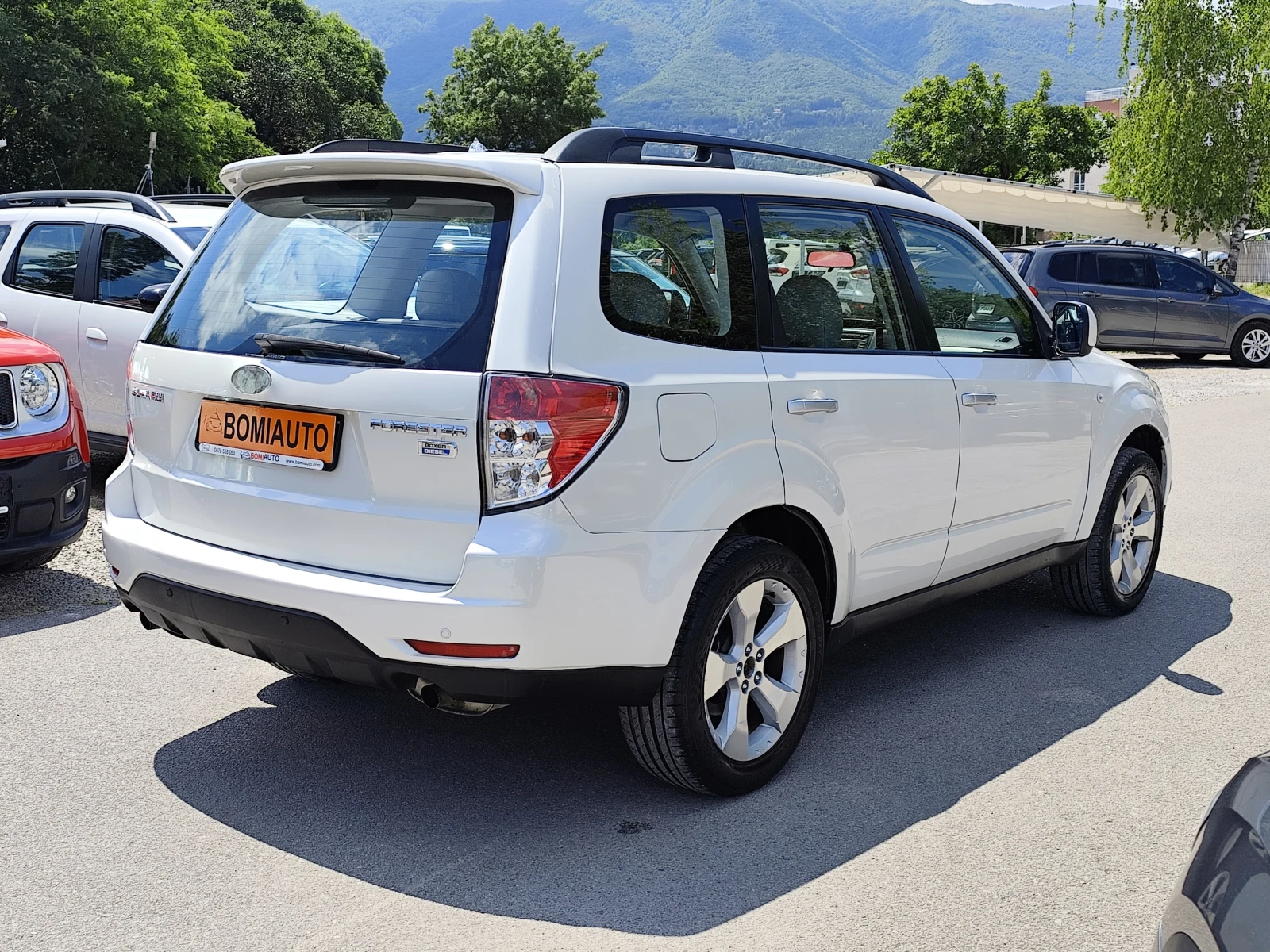 Subaru Forester 2.0D* XENON* ШИБЕДАХ* 4Х4* КОЖА* , снимка 4 - Автомобили и джипове - 54956992