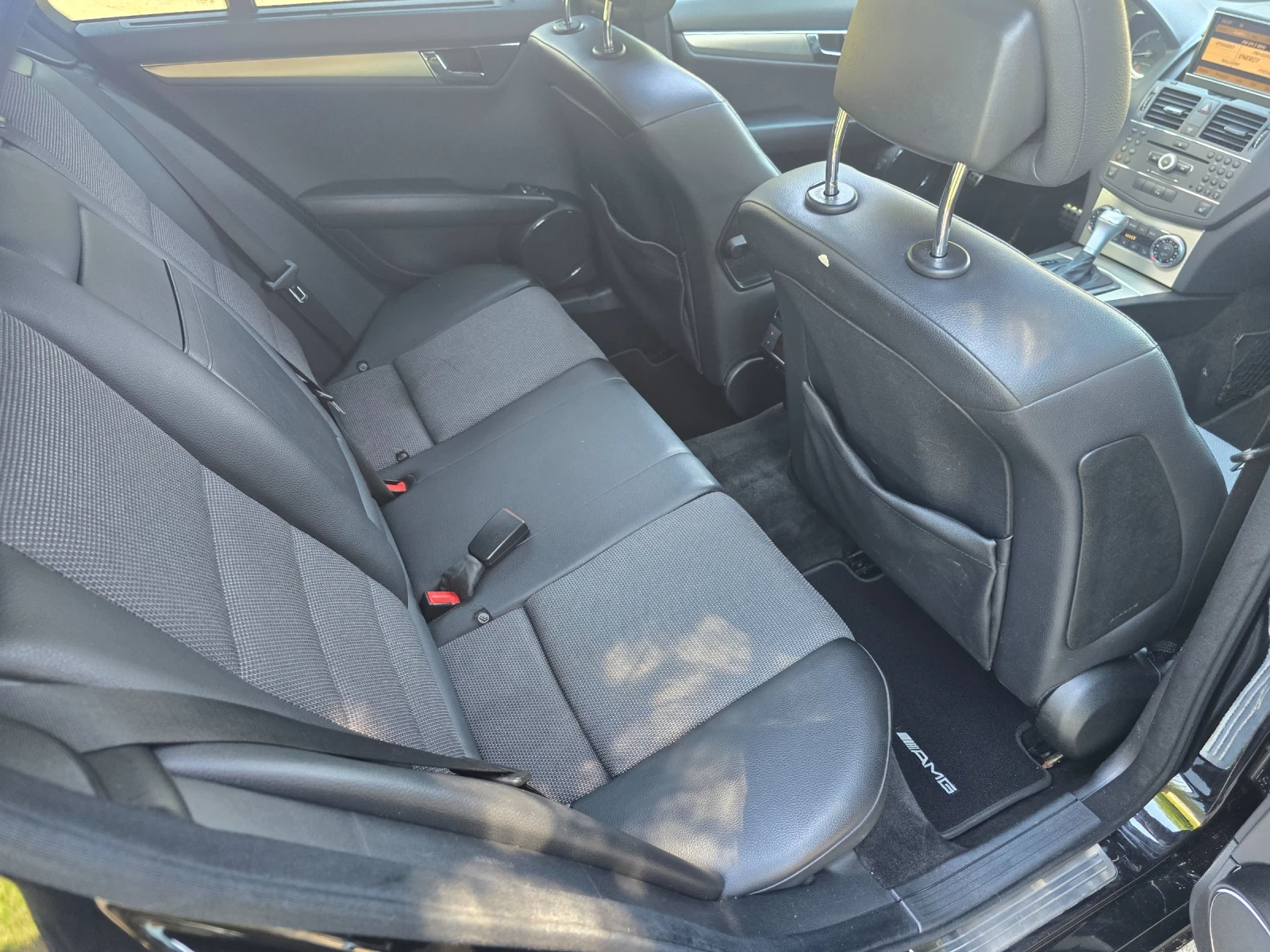 Mercedes-Benz C 350 CDI AMG FACELIFT GERMANY PANORAMA KEYLESS , снимка 12 - Автомобили и джипове - 55048068
