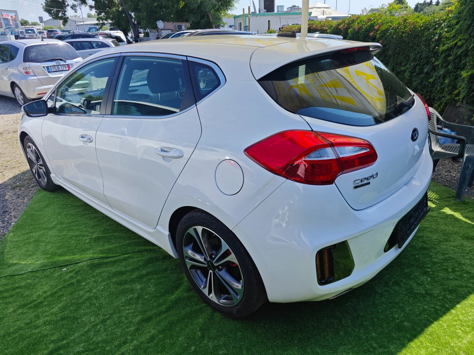 Kia Ceed GT-Line , снимка 3 - Автомобили и джипове - 55230543