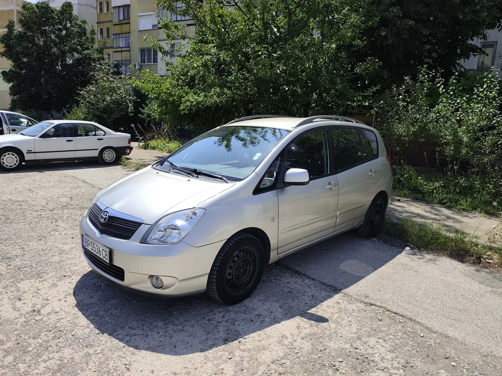 Toyota Corolla verso, снимка 10 - Автомобили и джипове - 55416799