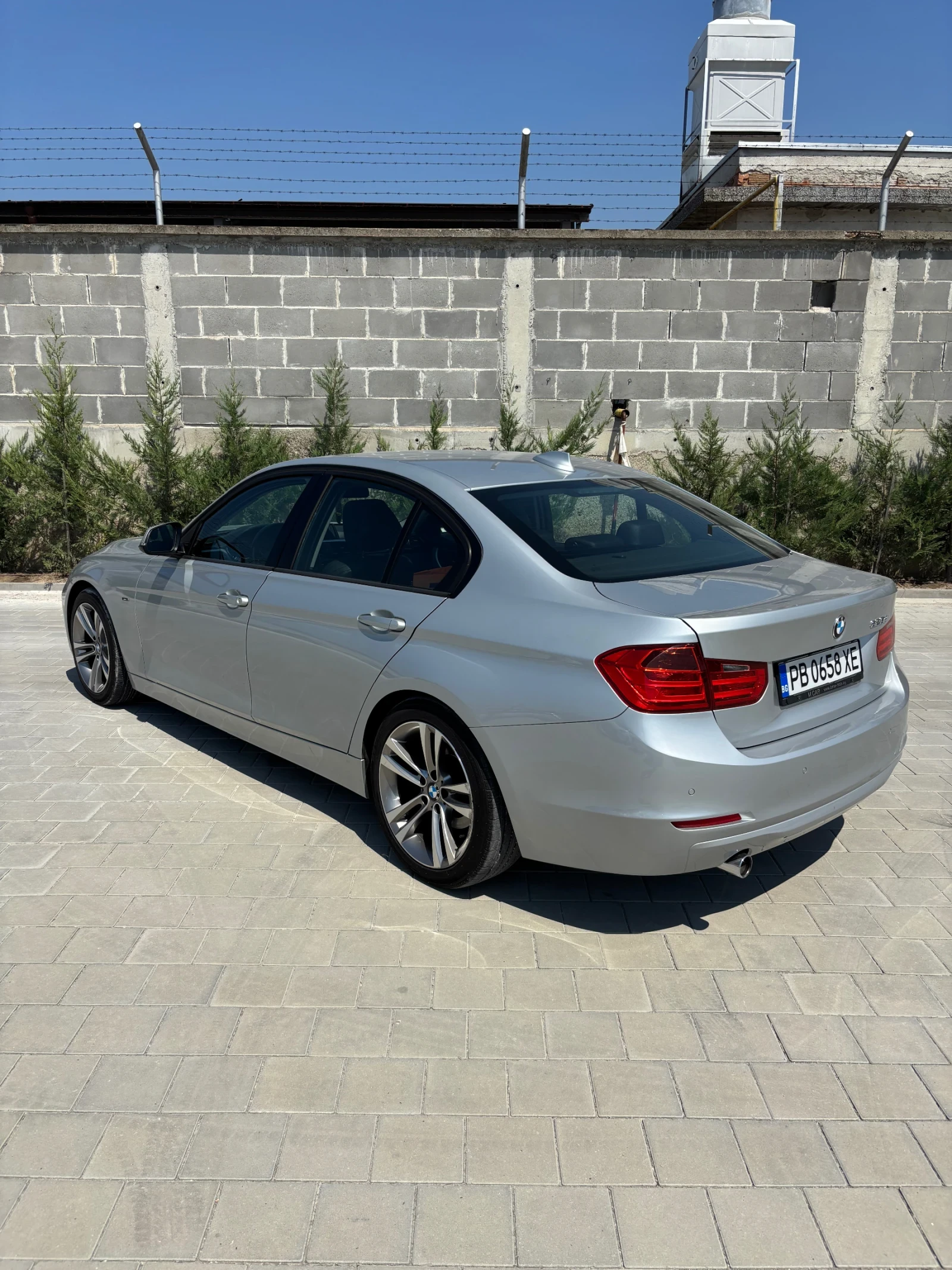 BMW 320 F30 2.0d 163hp 8ZF, снимка 4 - Автомобили и джипове - 55707783