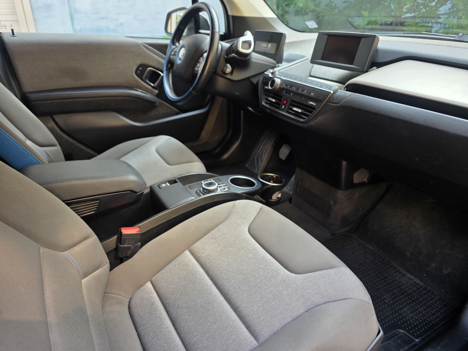 BMW i3 120ah, 42kw, LED, ЩВЕЙЦАРИЯ, Панорама, снимка 10 - Автомобили и джипове - 55962805