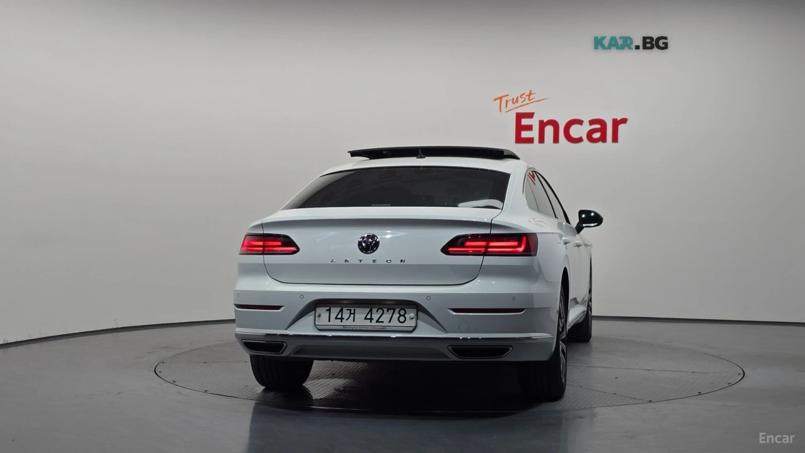 VW Arteon PREMIUM* 2.0TDI* DISTRONIC* ОБДУХ* ПОДГРЕВ* МАСАЖИ, снимка 4 - Автомобили и джипове - 55990247