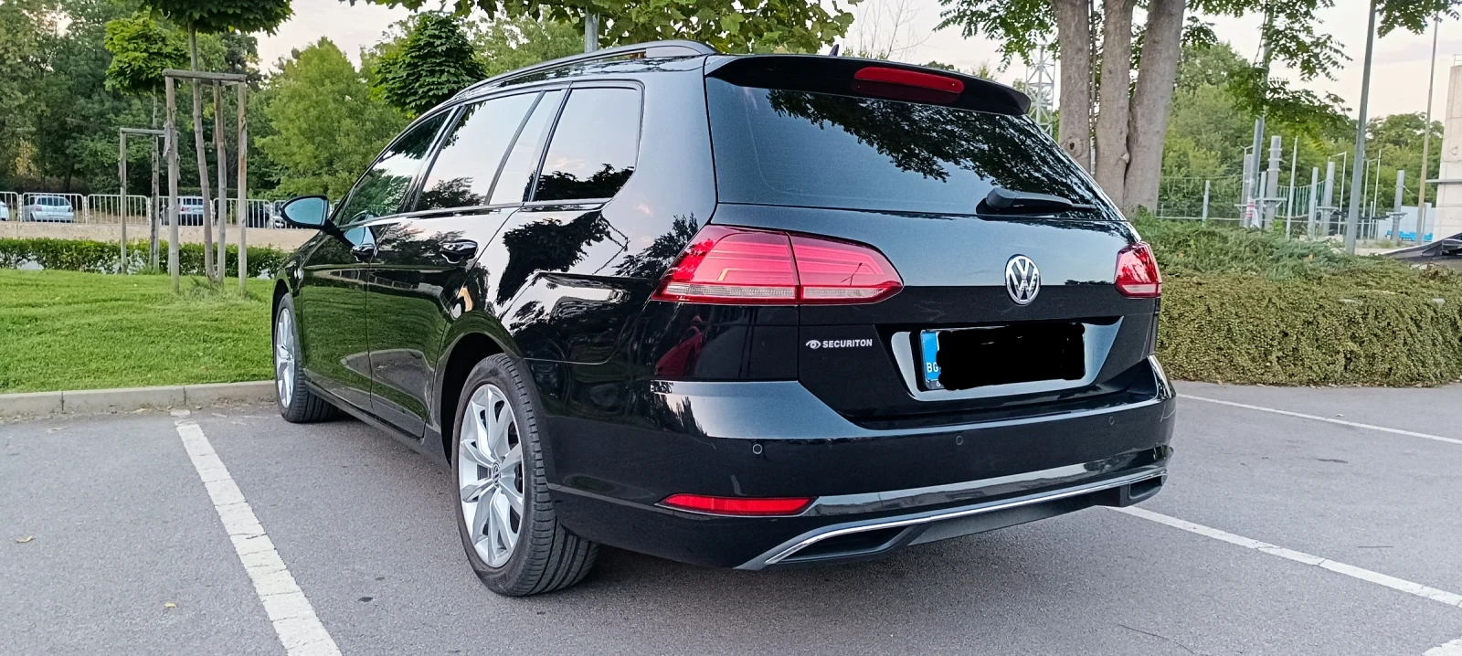 VW Golf 2.0TDI, снимка 5 - Автомобили и джипове - 56270698