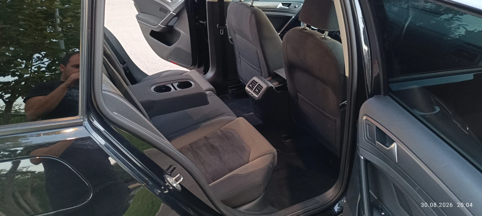 VW Golf 2.0TDI, снимка 16 - Автомобили и джипове - 56270698