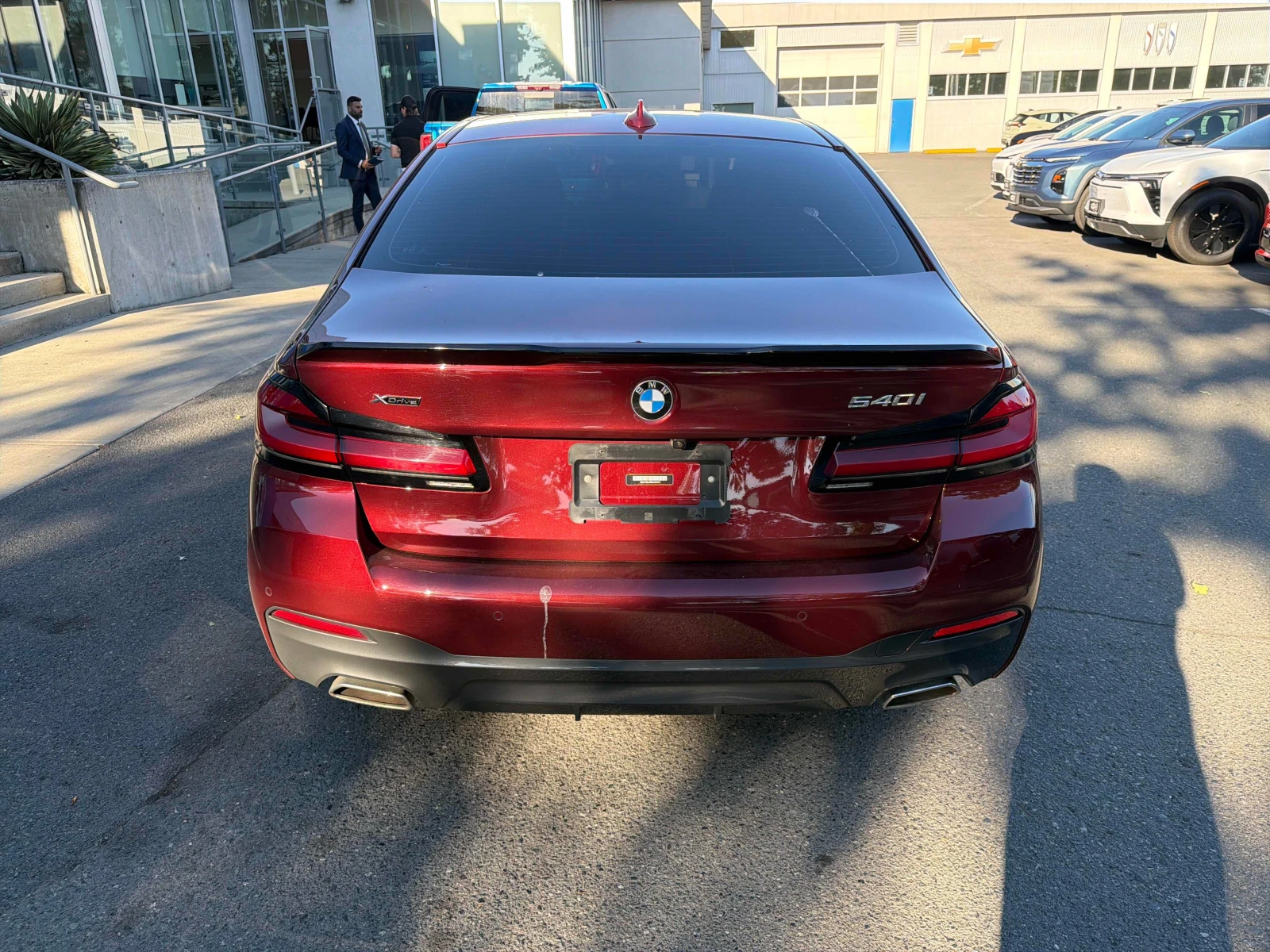 BMW 540 * 540i xDrive * CARFAX * БЕЗ ПЪРВОНАЧАЛНА ВНОСКА, снимка 4 - Автомобили и джипове - 56123816