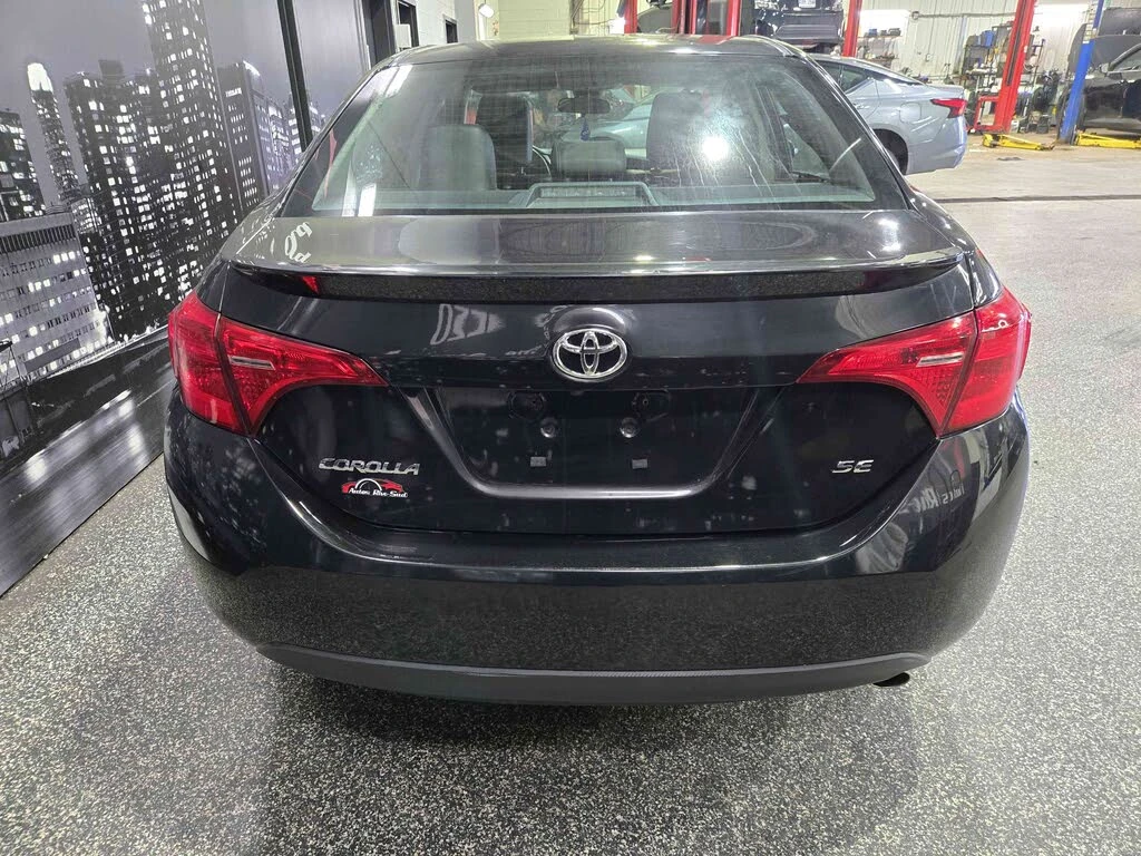 Toyota Corolla SE 1.8 , снимка 5 - Автомобили и джипове - 56172655