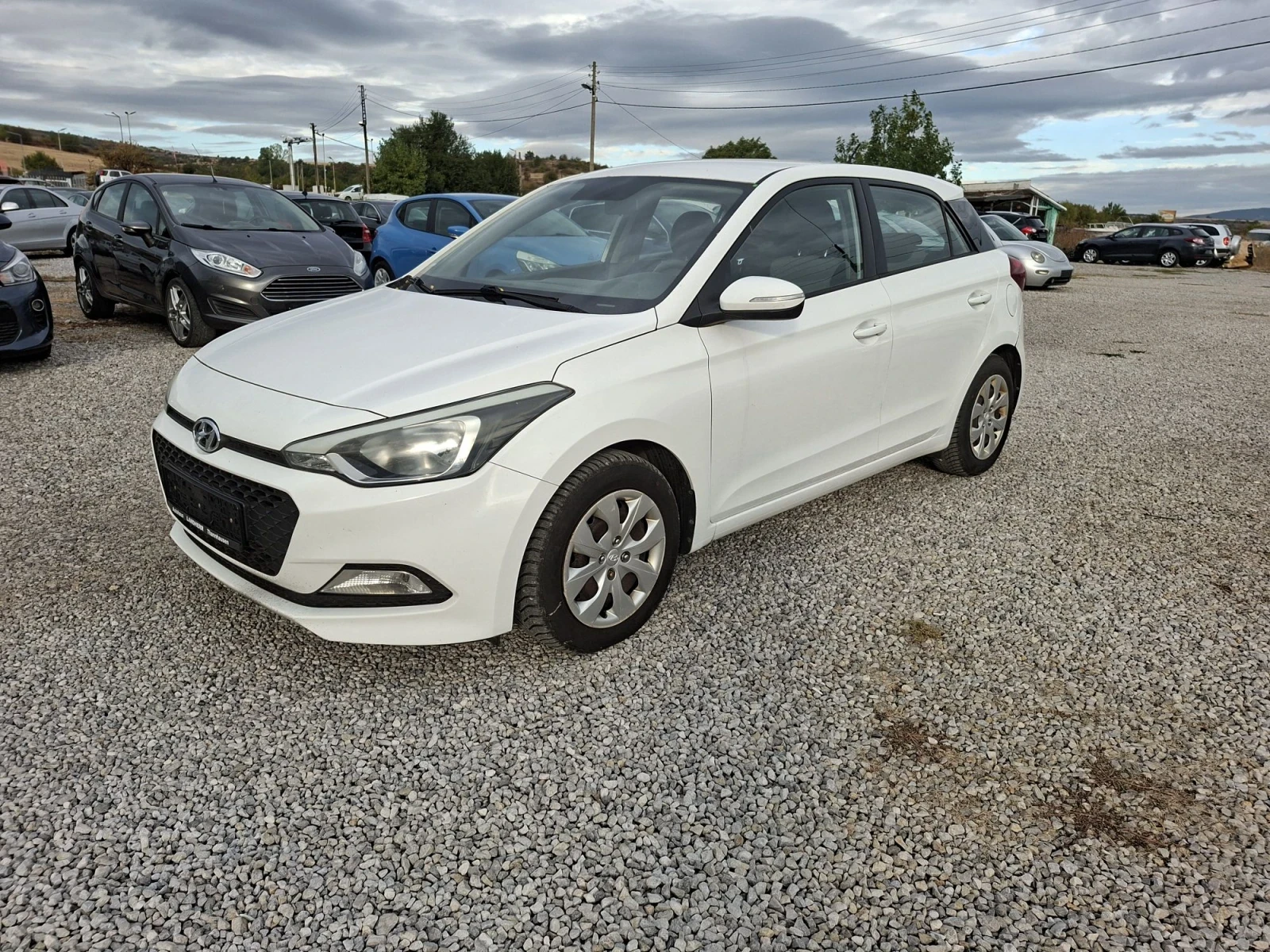 Hyundai I20, снимка 2 - Автомобили и джипове - 56265740