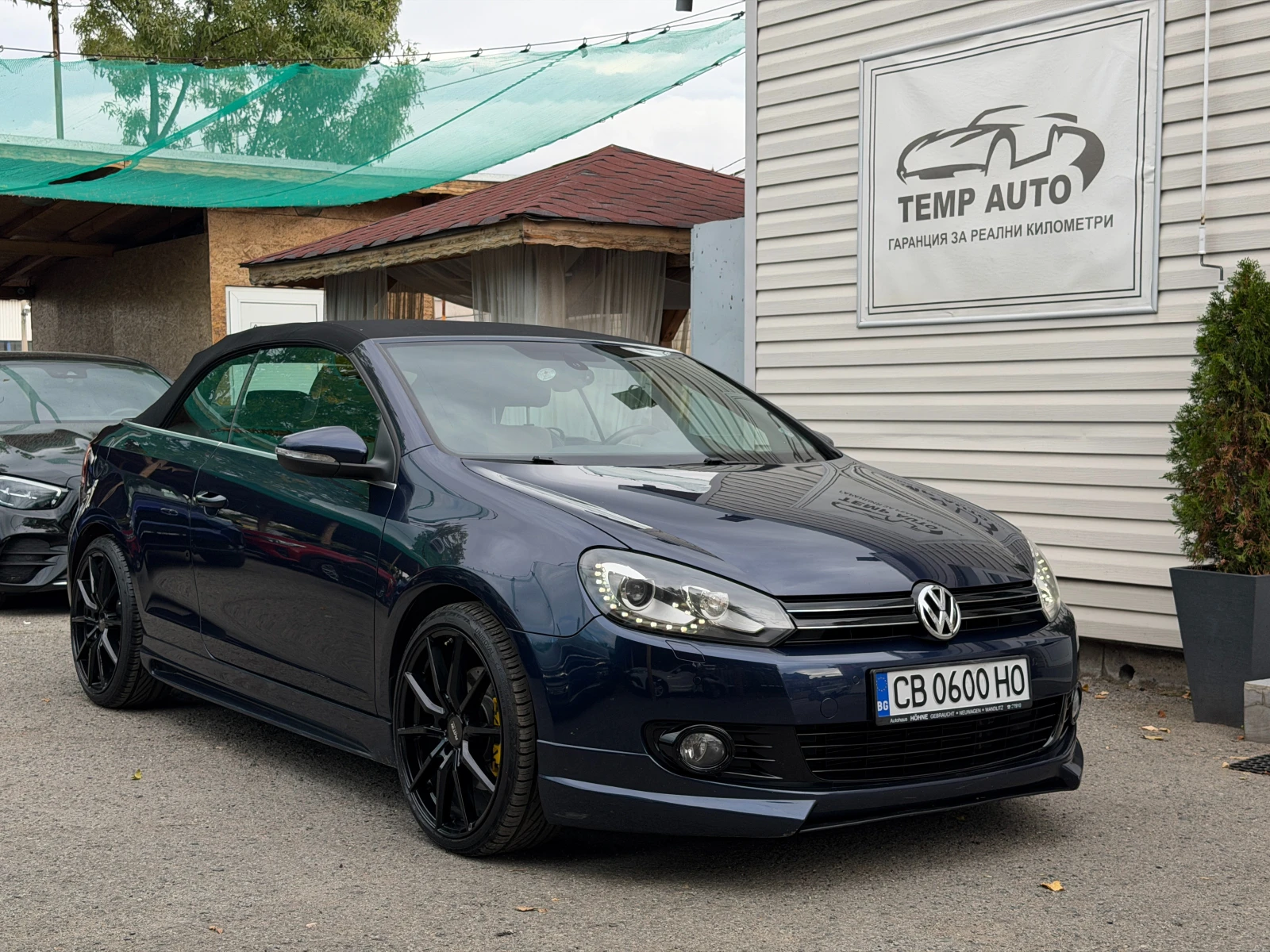 VW Golf VI Cabriolet 2.0 TDI Highline, снимка 2 - Автомобили и джипове - 56326281