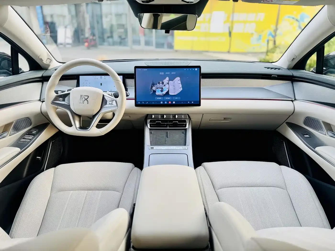BYD HAN L 2025 EV 701KM LiDAR Premium, снимка 8 - Автомобили и джипове - 56702605