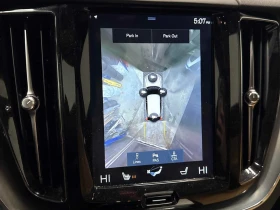 Volvo XC60 Momentum  CARFAX, снимка 13