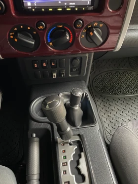 Toyota Fj cruiser, снимка 7 - Автомобили и джипове - 53648293