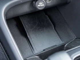 Volvo XC40 B5 AWD Core/Подгрев/Памет/От Представителство  | Auto.bg — изображение 17