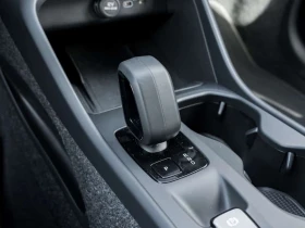 Volvo XC40 B5 AWD Core/Подгрев/Памет/От Представителство  | Auto.bg — изображение 16