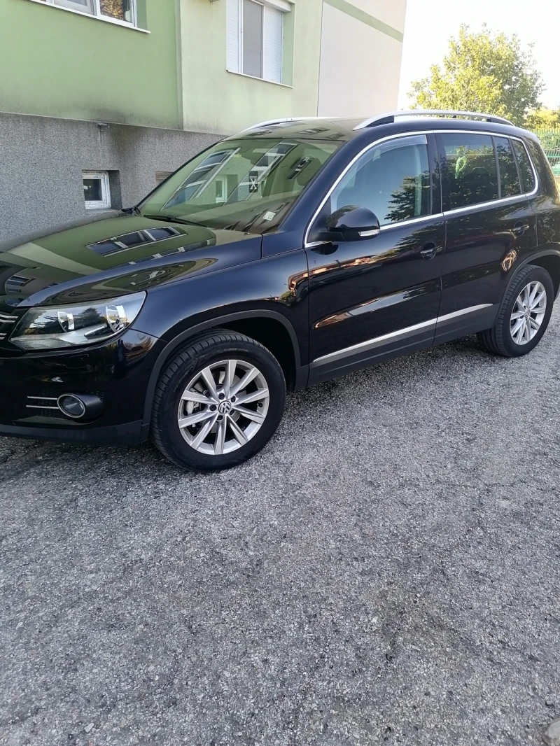 VW Tiguan, снимка 3 - Автомобили и джипове - 48171201