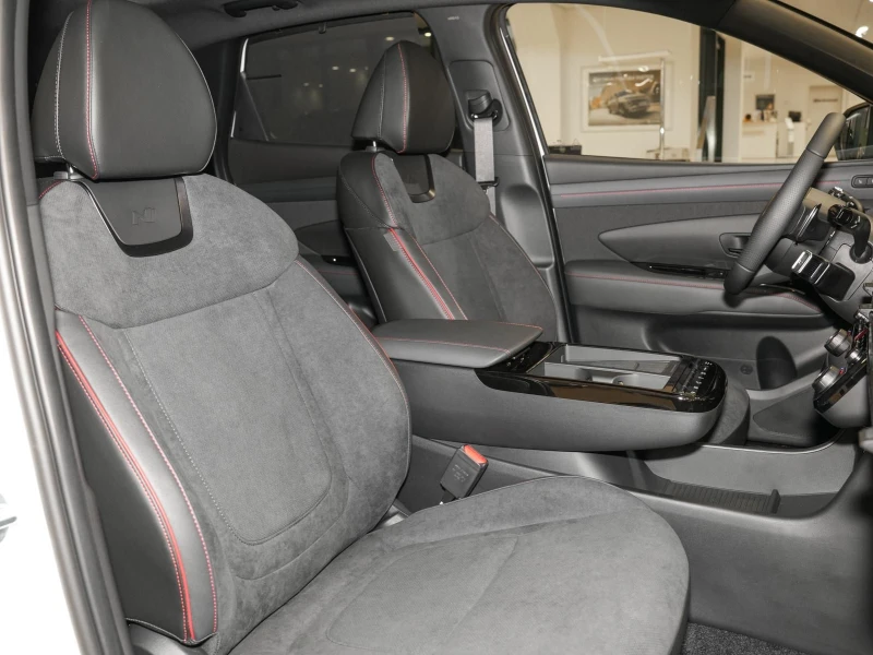 Hyundai Tucson НОВ!1.6PHEV/253HP/N-LINE/FACE-L/4X4/360/137vpr, снимка 11 - Автомобили и джипове - 49724022