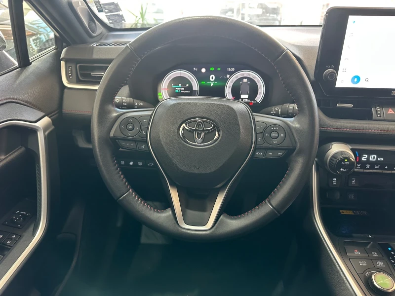 Toyota Rav4 Plug-In* Style, снимка 13 - Автомобили и джипове - 53111315