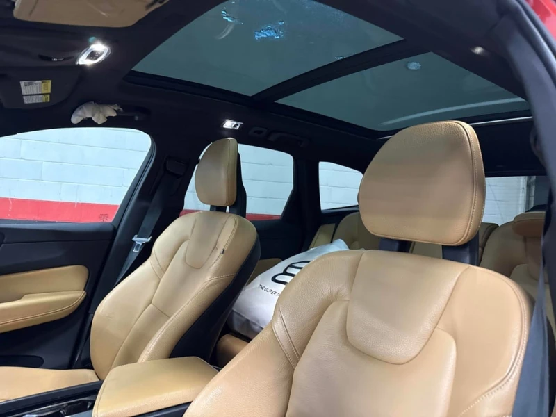 Volvo XC60 Momentum  CARFAX, снимка 11 - Автомобили и джипове - 53284787