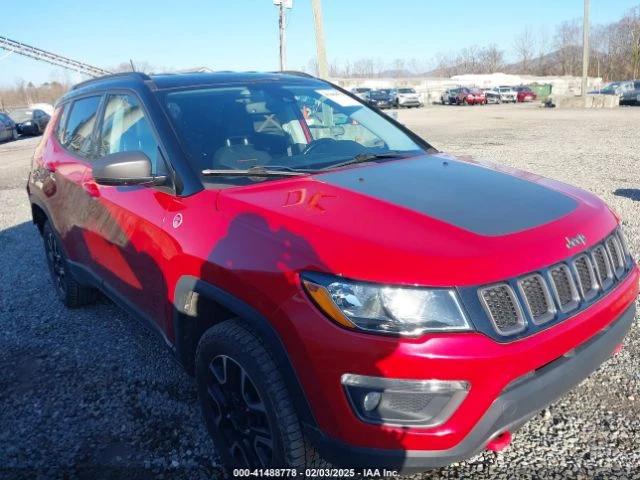 Jeep Compass TRAILHAWK 4X4* KEYLESS* ЗАДНА КАМЕРА* КОЖА* ПОДГРЕ - изображение 2