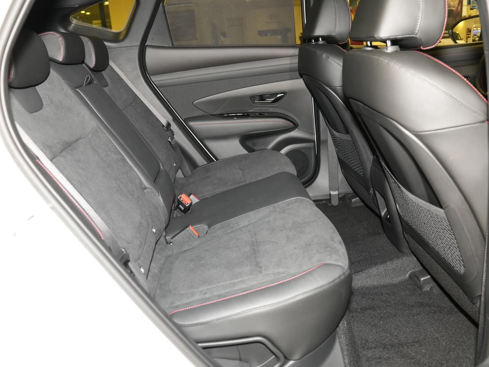 Hyundai Tucson !1.6PHEV/253HP/N-LINE/FACE-L/4X4/360/137vpr | Mobile.bg   13