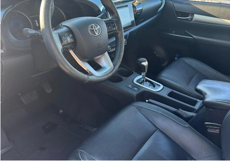 Toyota Hilux 2.8d bez ad blu - изображение 5