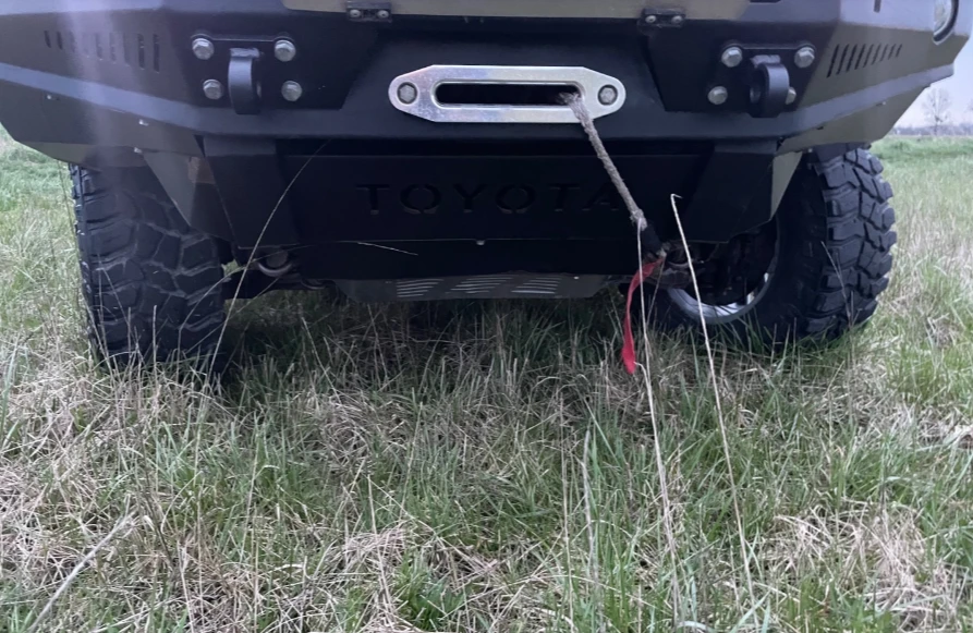 Toyota Hilux 2.8d bez ad blu - изображение 4