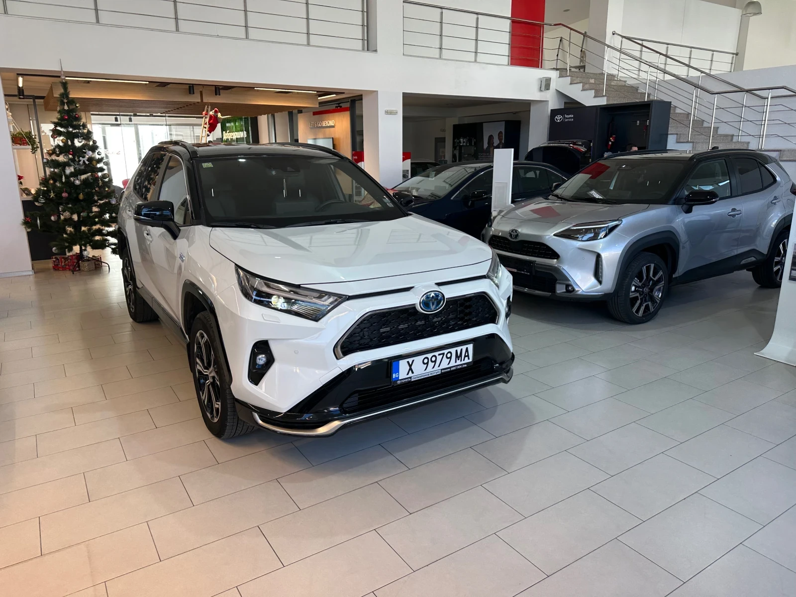 Toyota Rav4 Plug-In* Style | Mobile.bg � ����������� 7