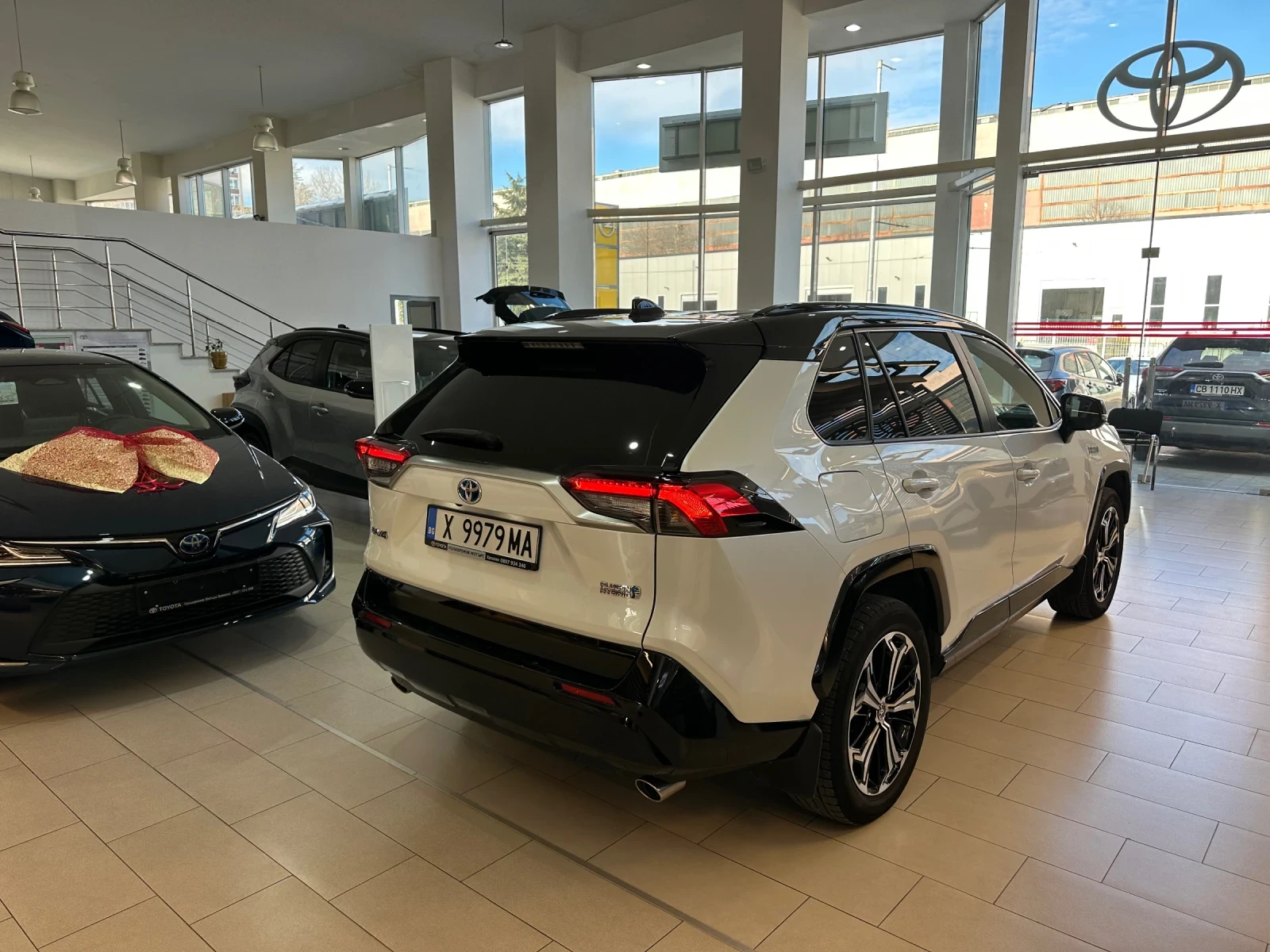 Toyota Rav4 Plug-In* Style | Mobile.bg � ����������� 5