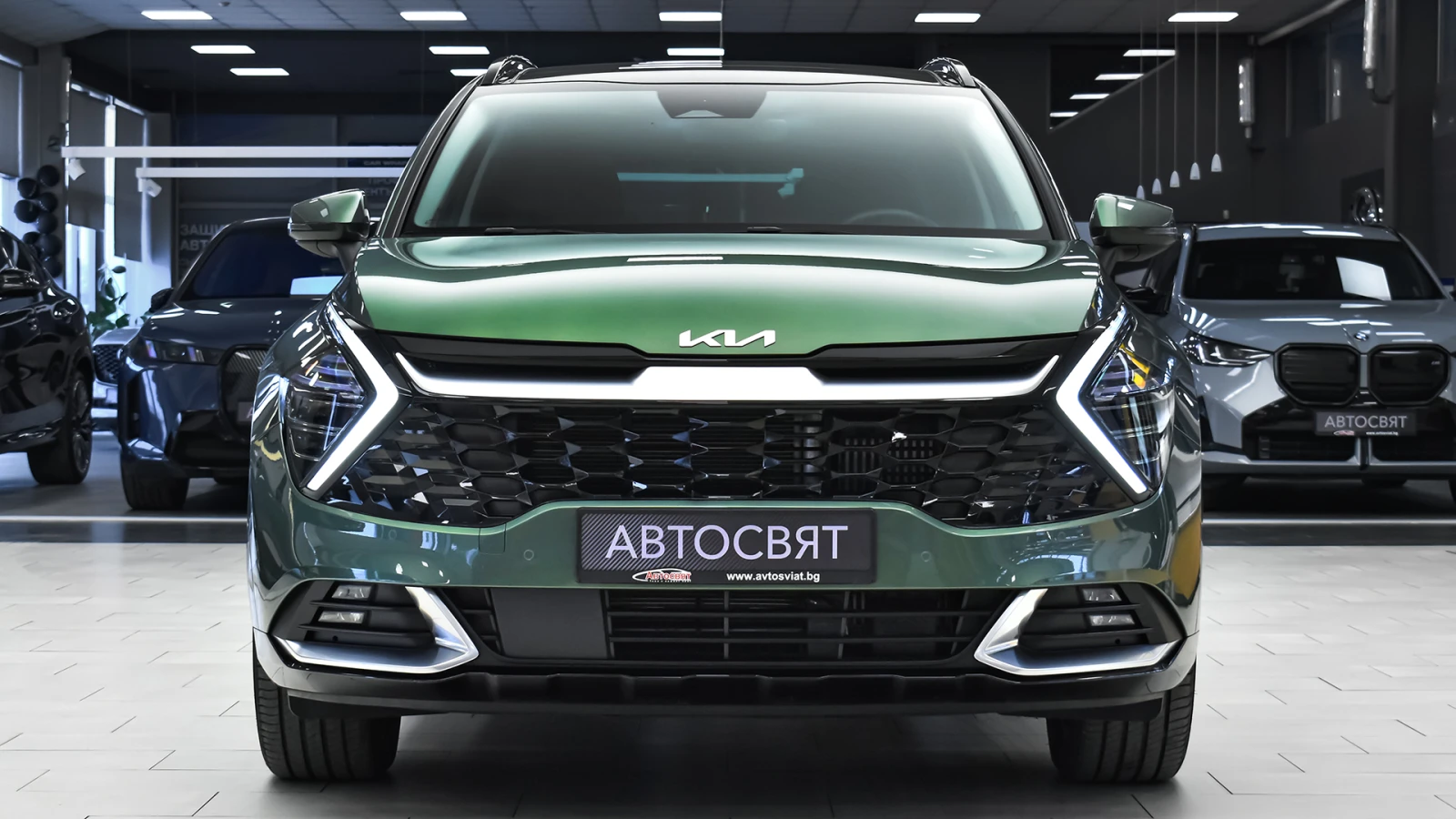 Kia Sportage 1.6 T-GDi Plug-in Hybrid Executive 4x4 Automatic - изображение 2