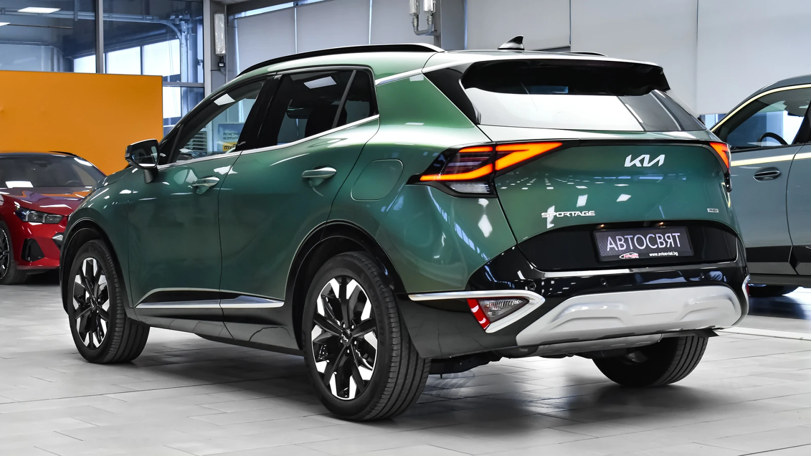 Kia Sportage 1.6 T-GDi Plug-in Hybrid Executive 4x4 Automatic - изображение 7