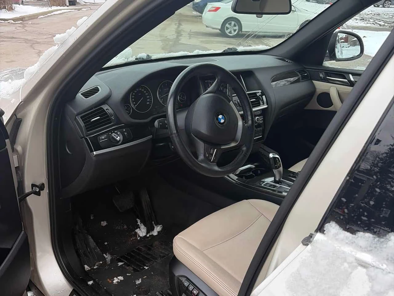 BMW X3 xDrive28i/CARFAX/ПАНОРАМА/ПОДГРЕВИ, снимка 7 - Автомобили и джипове - 53953192