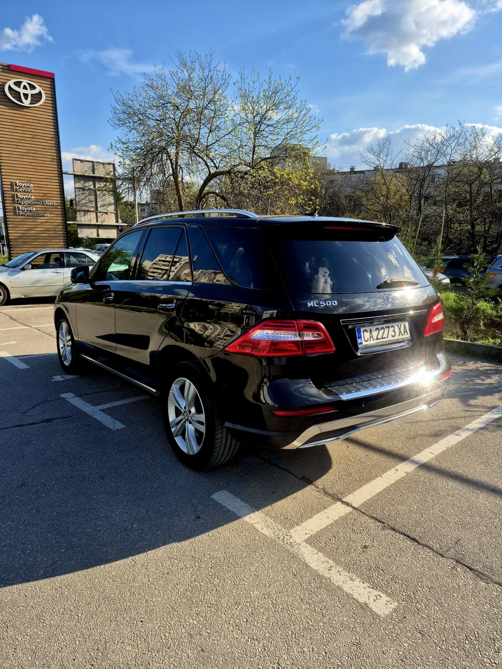 Mercedes-Benz ML 500 4-Matic FULL, снимка 6 - Автомобили и джипове - 54377554