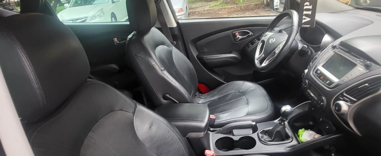 Hyundai IX35, снимка 8 - Автомобили и джипове - 54815447